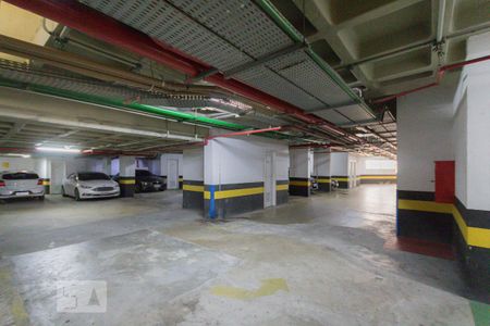 Apartamento à venda com 81m², 2 quartos e 1 vaga Apartamento à venda com 81m², 2 quartos e 1 vagaGaragem
