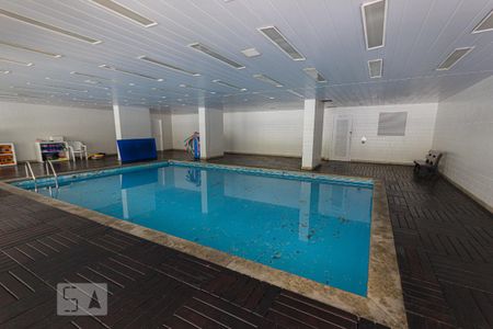 Apartamento à venda com 81m², 2 quartos e 1 vaga Apartamento à venda com 81m², 2 quartos e 1 vagaPiscina Coberta