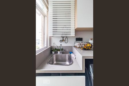 Apartamento à venda com 81m², 2 quartos e 1 vaga Apartamento à venda com 81m², 2 quartos e 1 vagaÁrea de Serviço