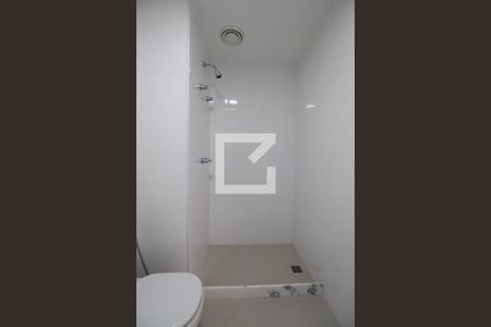 Apartamento à venda com 77m², 2 quartos e 1 vagaBanheiro Social