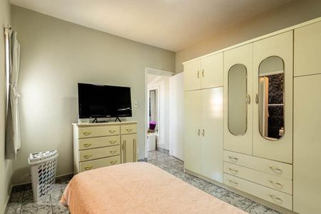 Casa à venda com 200m², 3 quartos e 2 vagas Casa à venda com 200m², 3 quartos e 2 vagasSuíte 2