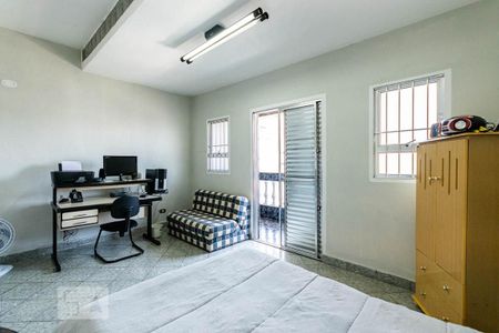 Casa à venda com 200m², 3 quartos e 2 vagas Casa à venda com 200m², 3 quartos e 2 vagasQuarto 3