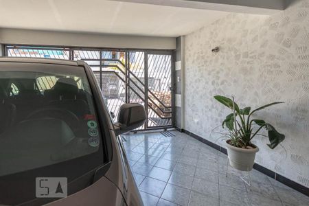 Casa à venda com 200m², 3 quartos e 2 vagas Casa à venda com 200m², 3 quartos e 2 vagasGaragem