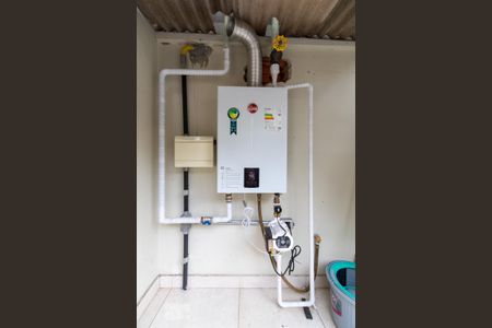 Casa à venda com 308m², 5 quartos e 4 vagas Casa à venda com 308m², 5 quartos e 4 vagasAquecedor