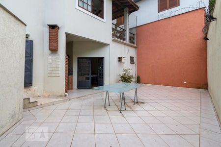 Casa à venda com 308m², 5 quartos e 4 vagas Casa à venda com 308m², 5 quartos e 4 vagasEspaço Gourmet