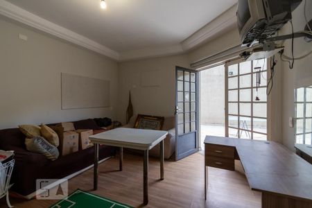 Casa à venda com 308m², 5 quartos e 4 vagas Casa à venda com 308m², 5 quartos e 4 vagasSuíte 4