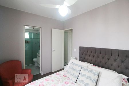 Suíte de apartamento para alugar com 3 quartos, 70m² em Aclimação, São Paulo