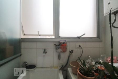 Apartamento para alugar com 70m², 3 quartos e 2 vagasÁrea de serviço