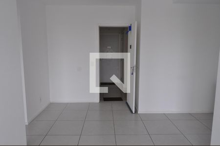 Apartamento para alugar com 2 quartos, 62m² em Todos Os Santos, Rio de Janeiro