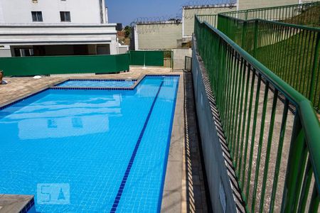 Apartamento para alugar com 50m², 2 quartos e 1 vaga Apartamento para alugar com 50m², 2 quartos e 1 vagaÁrea comum - Piscina