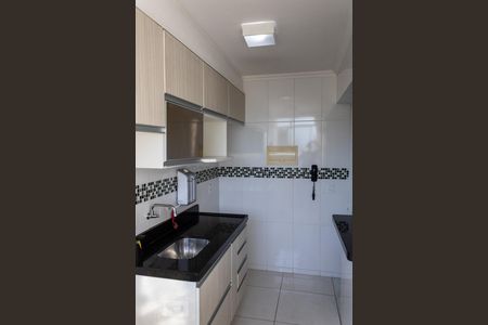 Apartamento para alugar com 50m², 2 quartos e 1 vaga Apartamento para alugar com 50m², 2 quartos e 1 vagaCozinha - Armários