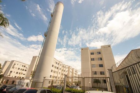 Fachada de apartamento para alugar com 2 quartos, 44m² em Jardim Leopoldina, Porto Alegre