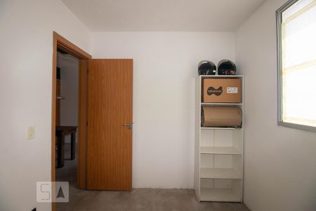 Quarto 1 de apartamento para alugar com 2 quartos, 44m² em Jardim Leopoldina, Porto Alegre