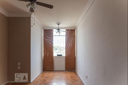 Sala  de apartamento para alugar com 2 quartos, 65m² em São Cristóvão, Rio de Janeiro