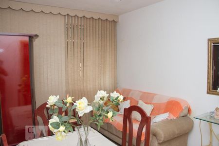 Sala de apartamento para alugar com 1 quarto, 42m² em Pilares, Rio de Janeiro
