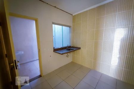 Casa de condomínio à venda com 80m², 2 quartos e 1 vagaCozinha