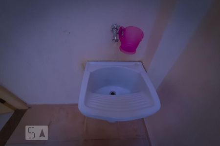 Casa de condomínio à venda com 80m², 2 quartos e 1 vagaLavanderia