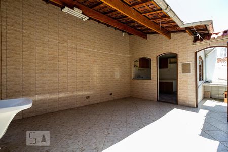 Casa para alugar com 150m², 2 quartos e 2 vagasÁrea de serviço