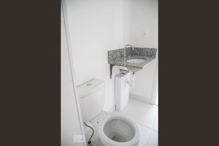 Apartamento à venda com 69m², 2 quartos e 2 vagasBanheiro Corredor