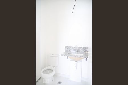 Apartamento à venda com 69m², 2 quartos e 2 vagasBanheiro da Suíte