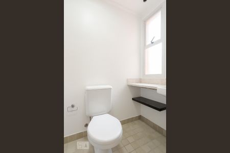 Apartamento para alugar com 58m², 2 quartos e 2 vagas Apartamento para alugar com 58m², 2 quartos e 2 vagasBanheiro