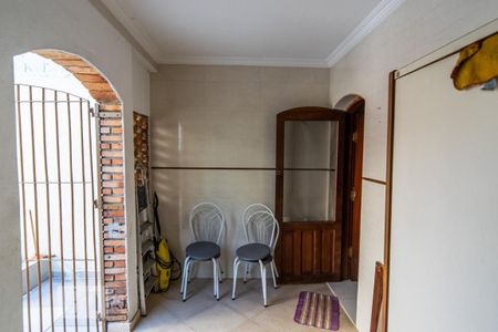 Casa à venda com 228m², 4 quartos e 2 vagas Casa à venda com 228m², 4 quartos e 2 vagasÁrea de Serviço