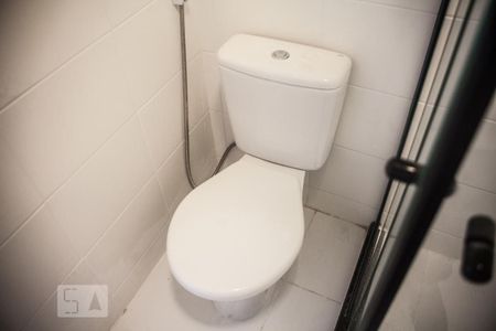 Apartamento para alugar com 26m², 1 quarto e sem vagaDetalhe do banheiro