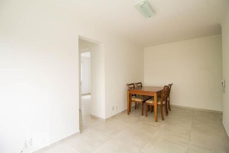 Sala de apartamento para alugar com 2 quartos, 56m² em Jardim Celeste, São Paulo