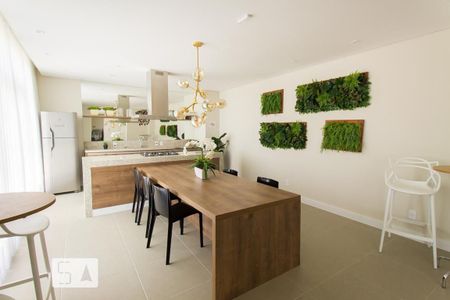 Apartamento para alugar com 34m², 2 quartos e 1 vaga Apartamento para alugar com 34m², 2 quartos e 1 vagaEspaço Gourmet