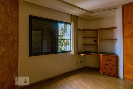 Apartamento para alugar com 120m², 3 quartos e 2 vagas Apartamento para alugar com 120m², 3 quartos e 2 vagasQuarto 3 - Suíte