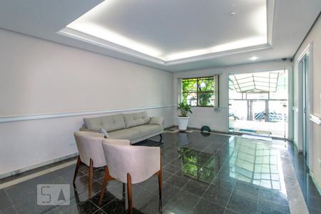 Apartamento para alugar com 120m², 3 quartos e 2 vagas Apartamento para alugar com 120m², 3 quartos e 2 vagasHall de Entrada