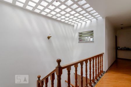 Casa à venda com 288m², 5 quartos e 6 vagasCorredor dos Quartos