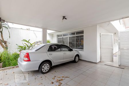Casa à venda com 288m², 5 quartos e 6 vagasGaragem