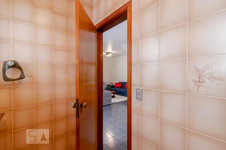 Casa à venda com 288m², 5 quartos e 6 vagasLavabo 