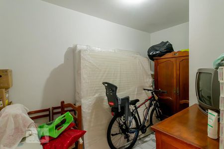 Casa à venda com 288m², 5 quartos e 6 vagasQuarto de Serviço 2