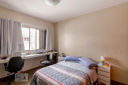 Casa à venda com 288m², 5 quartos e 6 vagasSuíte 2 