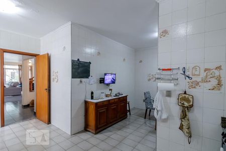 Casa à venda com 288m², 5 quartos e 6 vagasCozinha 