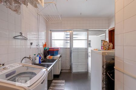 Casa à venda com 288m², 5 quartos e 6 vagasÁrea de Serviço