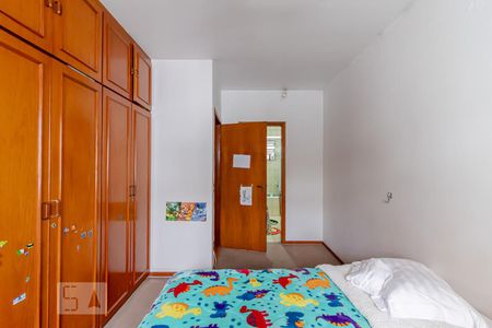 Casa à venda com 288m², 5 quartos e 6 vagasSuíte 1 