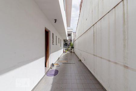 Casa à venda com 288m², 5 quartos e 6 vagasCorredor 