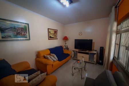 Sala TV de casa à venda com 3 quartos, 450m² em Vila Prudente, São Paulo