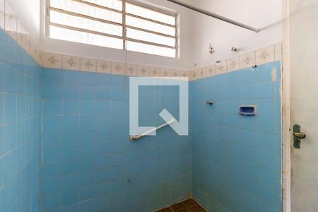 Casa à venda com 220m², 4 quartos e 2 vagasBanheiro de serviço