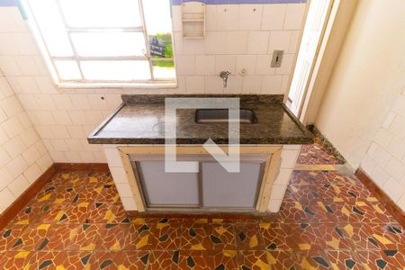 Casa à venda com 220m², 4 quartos e 2 vagasCasa de fundos - Cozinha