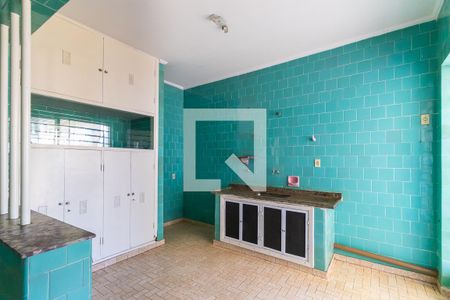 Casa à venda com 220m², 4 quartos e 2 vagasCozinha