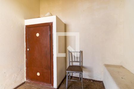 Casa à venda com 220m², 4 quartos e 2 vagasQuarto de apoio