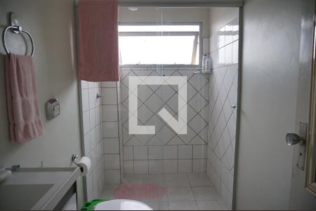 Banheiro de apartamento à venda com 1 quarto, 60m² em Cristo Rei, São Leopoldo