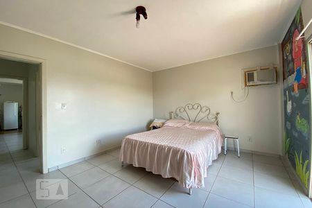 Quarto  de apartamento à venda com 1 quarto, 60m² em Cristo Rei, São Leopoldo