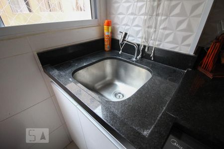 Apartamento à venda com 41m², 2 quartos e sem vagaarea de serviço