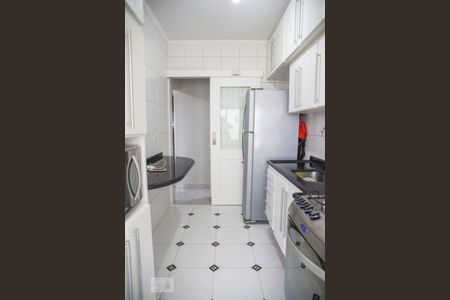 Cozinha de apartamento para alugar com 1 quarto, 41m² em Rudge Ramos, São Bernardo do Campo