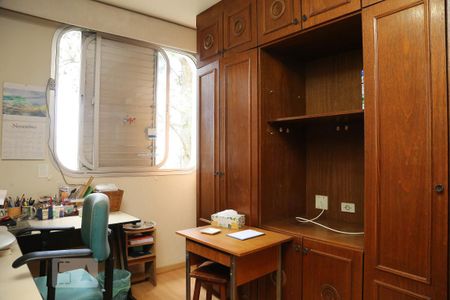 Apartamento à venda com 160m², 3 quartos e 3 vagasEscritório